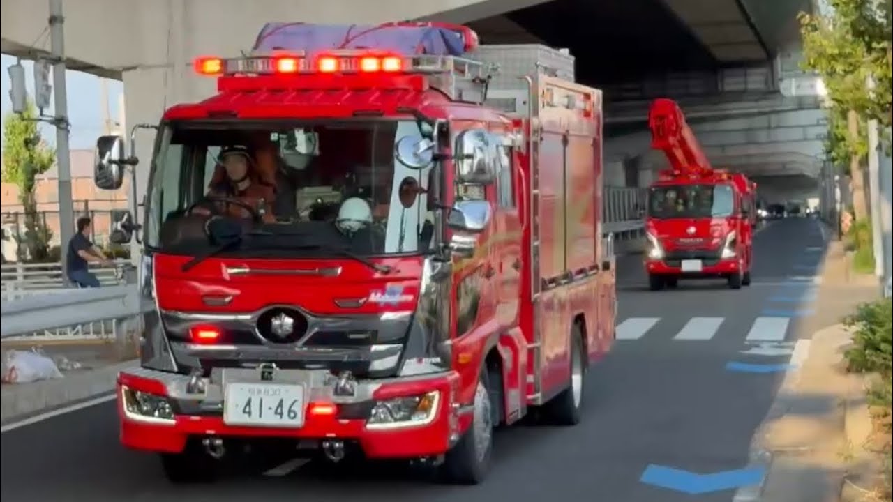 （火災出動）真昼間に建物火災発生！松原市消防本部全勢力での対応！新車のスカイボーイも隊列に参戦！
