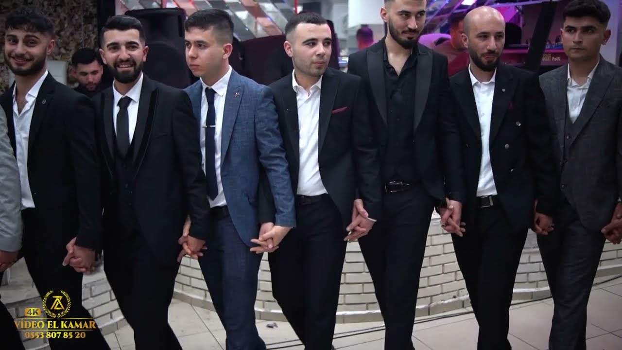 فيديو القمر يقدم لكم الفنان بدر شأن افراح أهالي راعل بيت المرحوم حاج كمال العريس كمال ابن محمد  جزء3