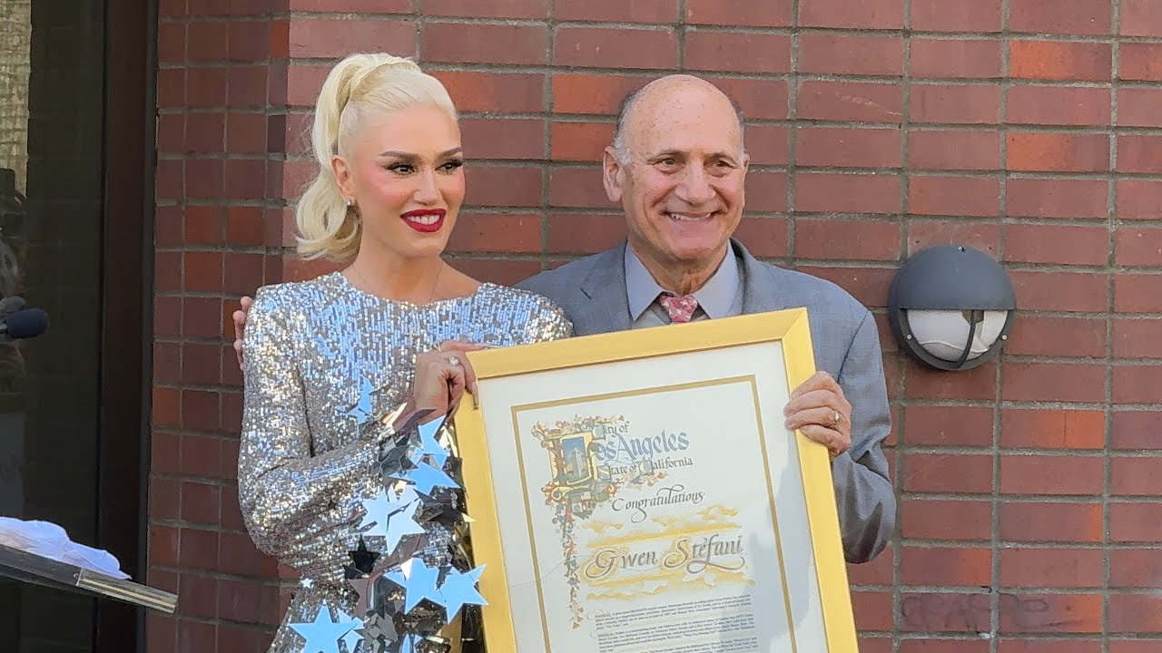 Glitz, Glam, and Gwen: Hollywood Honors Gwen Stefani with a Star on the Walk of Fame!