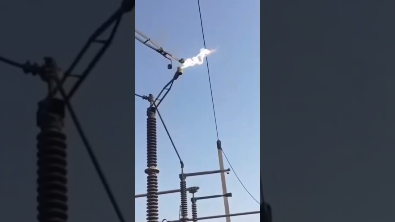 500kV Disconnect Switch opened under load. #engineering #technology #science #ieee #motivation