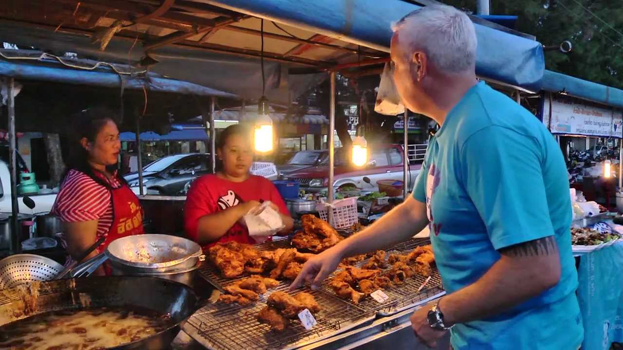 Samui secrets Nathon food market