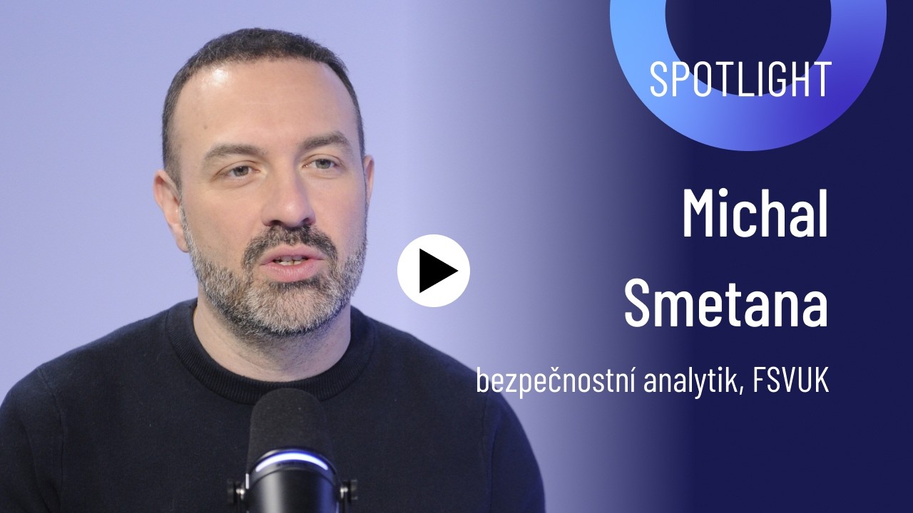 Smetana: Vytváří se podmínky, které mohou přiblížit třetí světovou válku. USA tomu přispívají