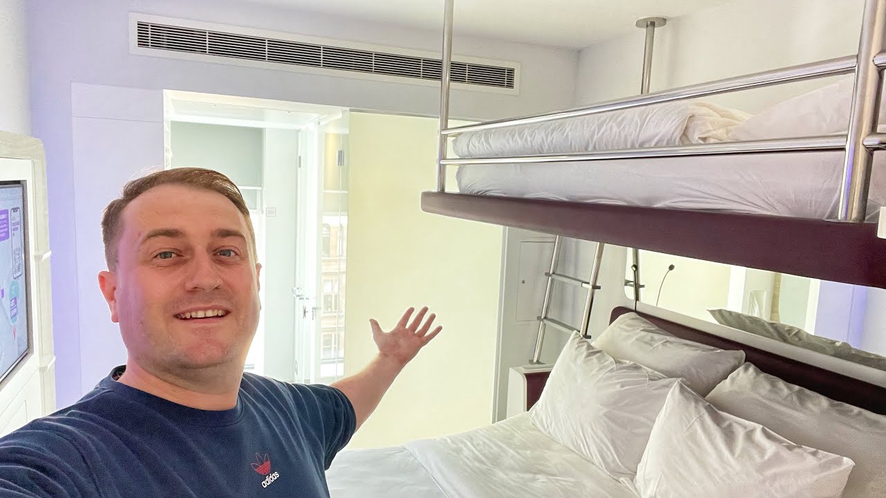 Would YOU Sleep Here? The Triple Room At Yotel Hotel Glasgow City Centre