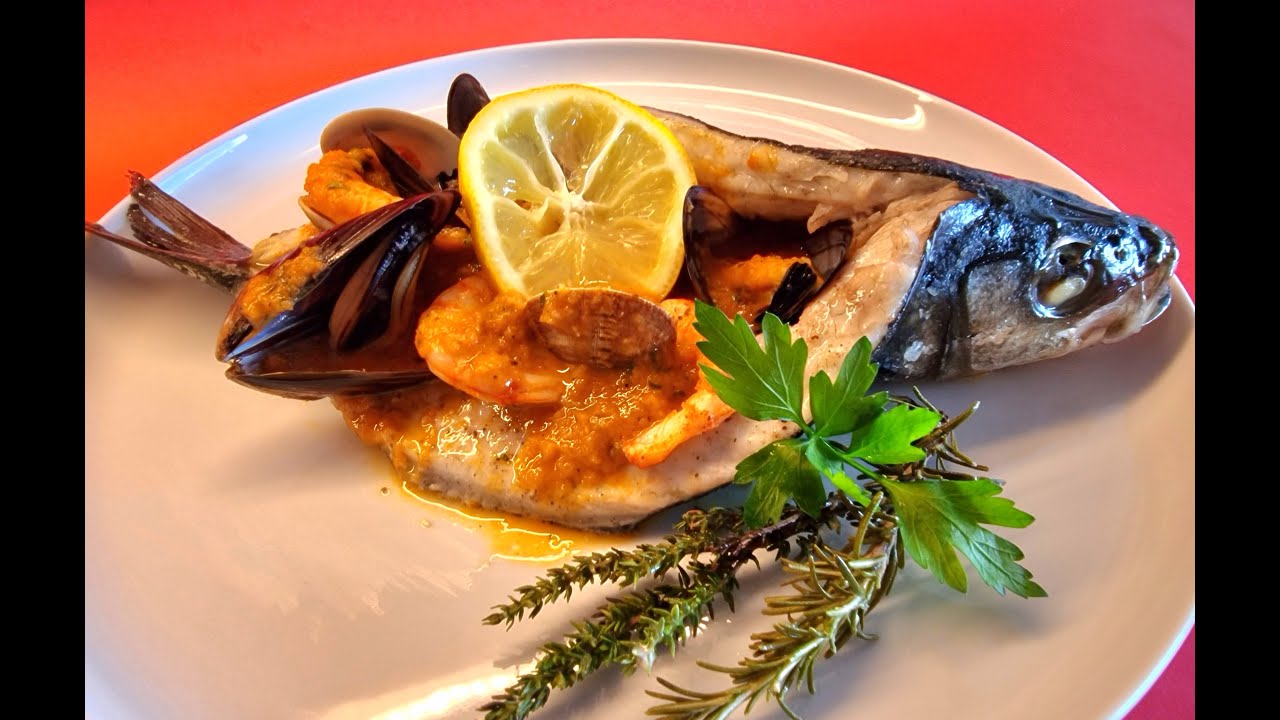 Llobarro individual al forn a la catalana