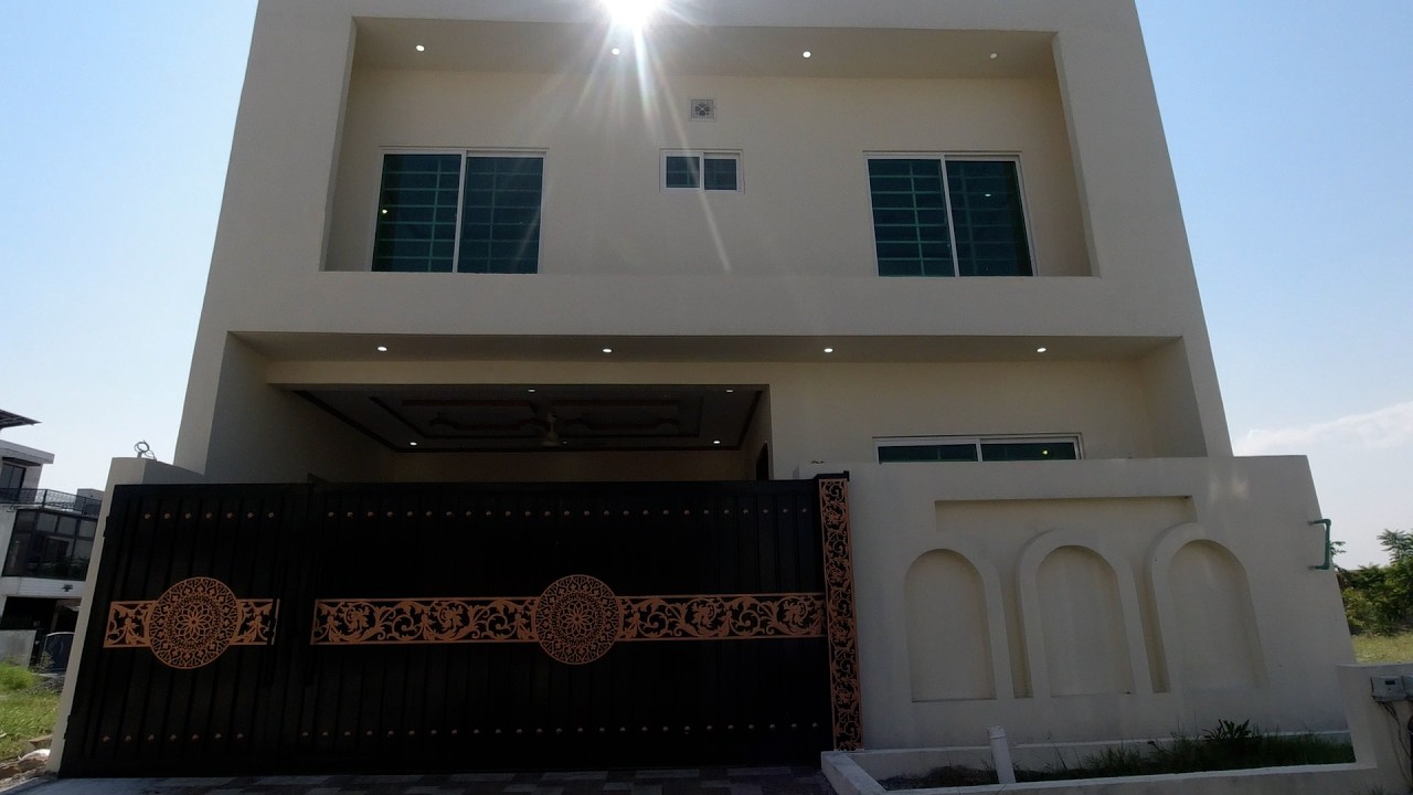 8 MARLA HOUSE FOR SALE IN CHANAB BLOCK MUMTAZ CITY ISLAMABAD