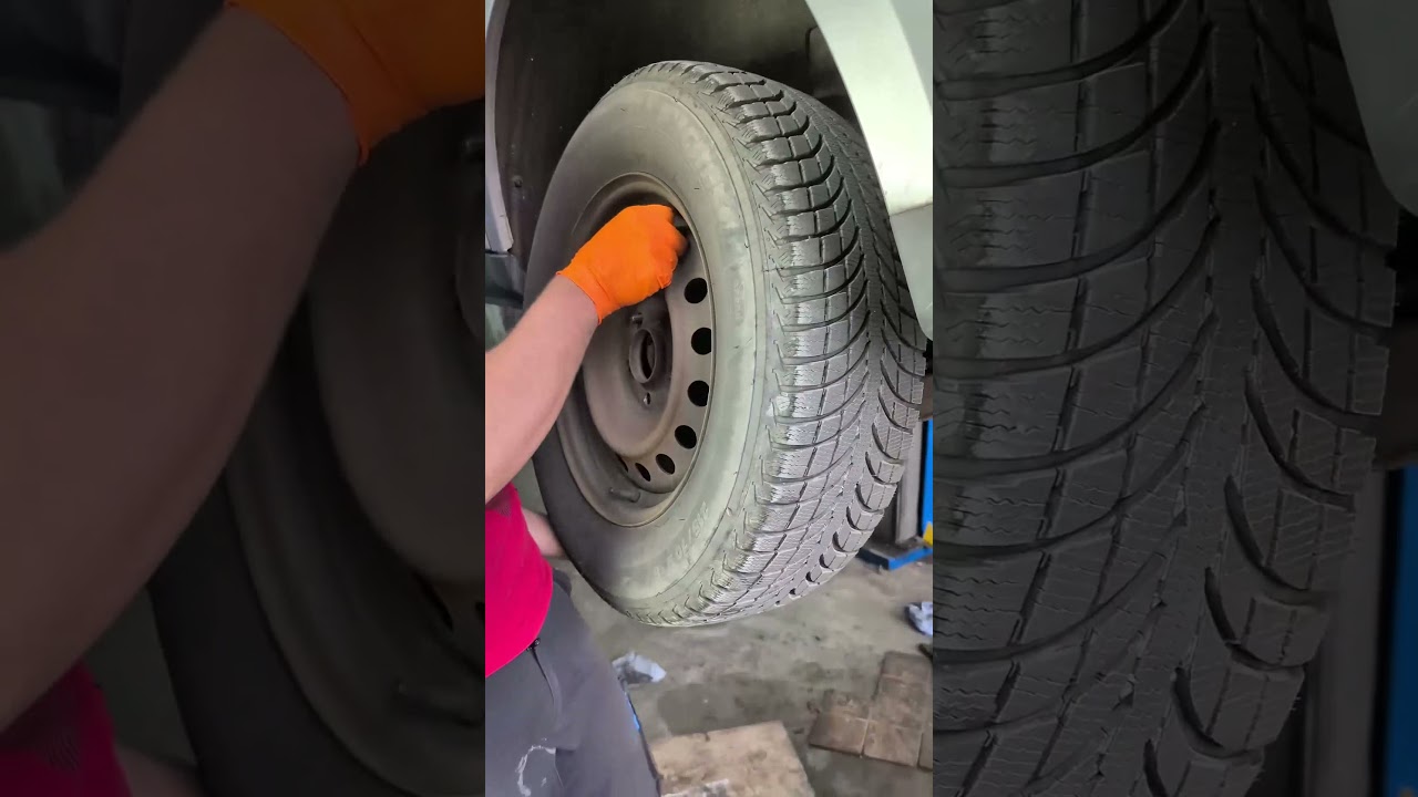 broken springs on this Mitsubishi SUV #mechanic #repair #Mitsubishi #suspension #shorts