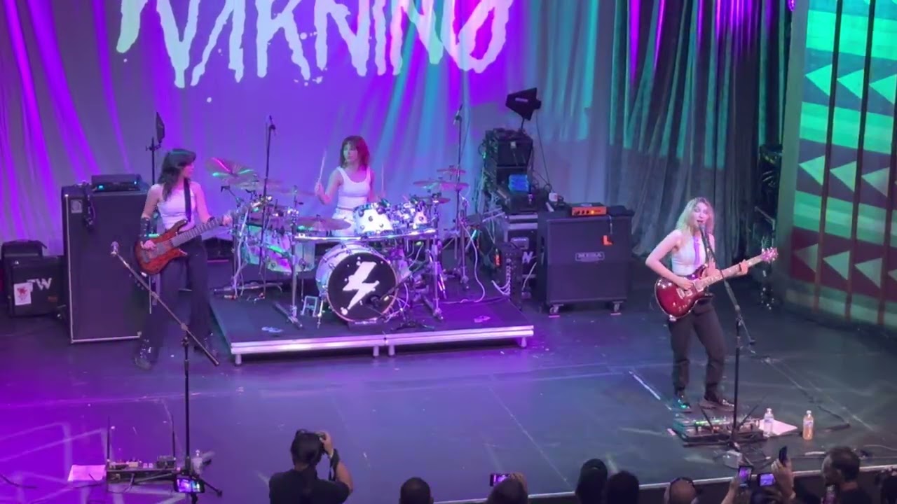 The Warning - Red Hands Never Fade (The Jar Song)  - Live Regency Theatre  Los Angeles - 02-May-2023