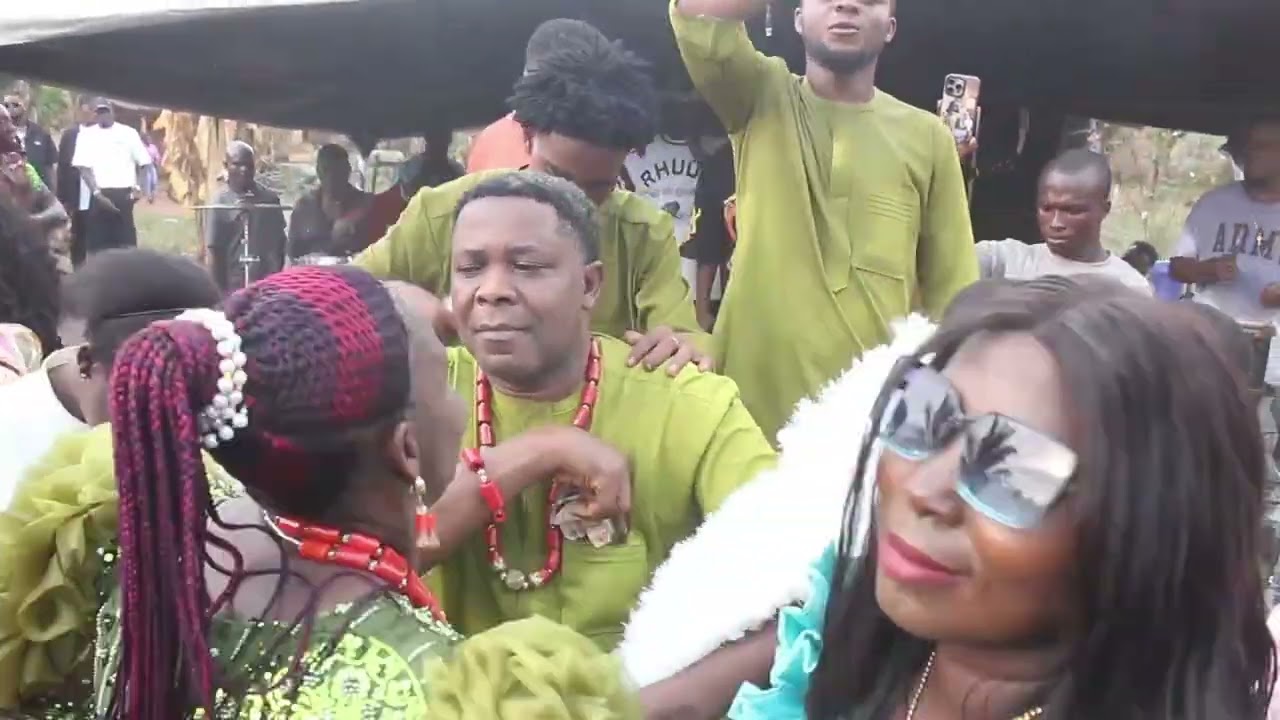 Burial ceremony of late Mrs. Veronica Amukinwa Okeh (samtex Video Productions) PART 2 