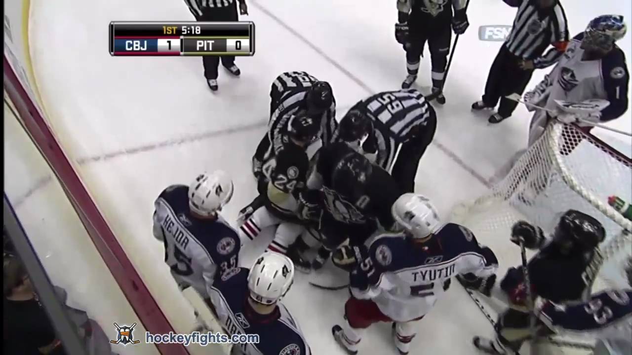 Derick Brassard vs Matt Cooke Feb 8, 2011
