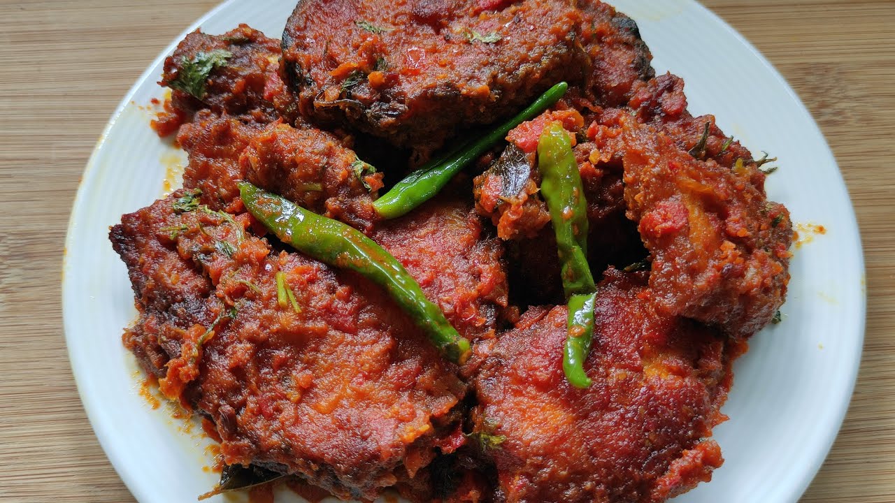 TAMATAR KI CHATPATI MASALEDAR MACHLI | COOKWITHSALMA