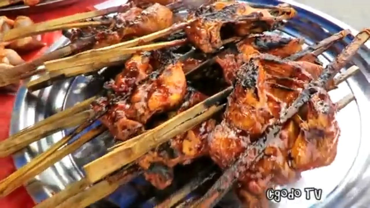 Ramadan Bazaar Penang // Malaysia's Street Food // Tun Sardon Pasar Ramadan