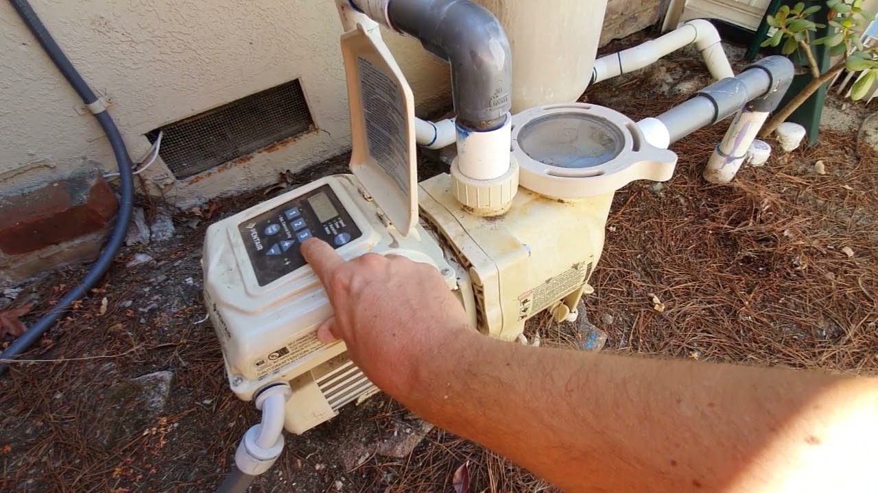 Pentair SuperFlo Adjust Speeds For Vacuuming a Pool