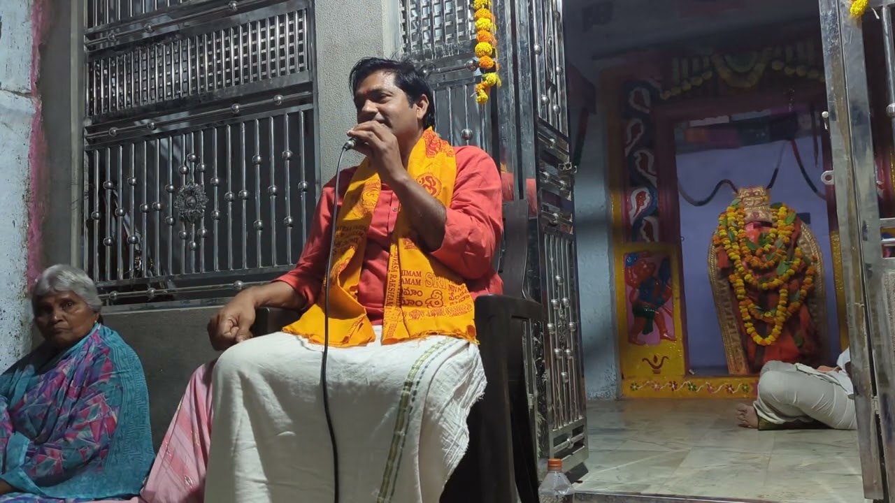 కారంపూడిమండలం భట్టువారిపల్లిగ్రామం ఆంజనేయస్వామిదేవాలయంలో మతమార్పిడులు పాస్టర్లు మోసాలు పైన  ప్రవచనం