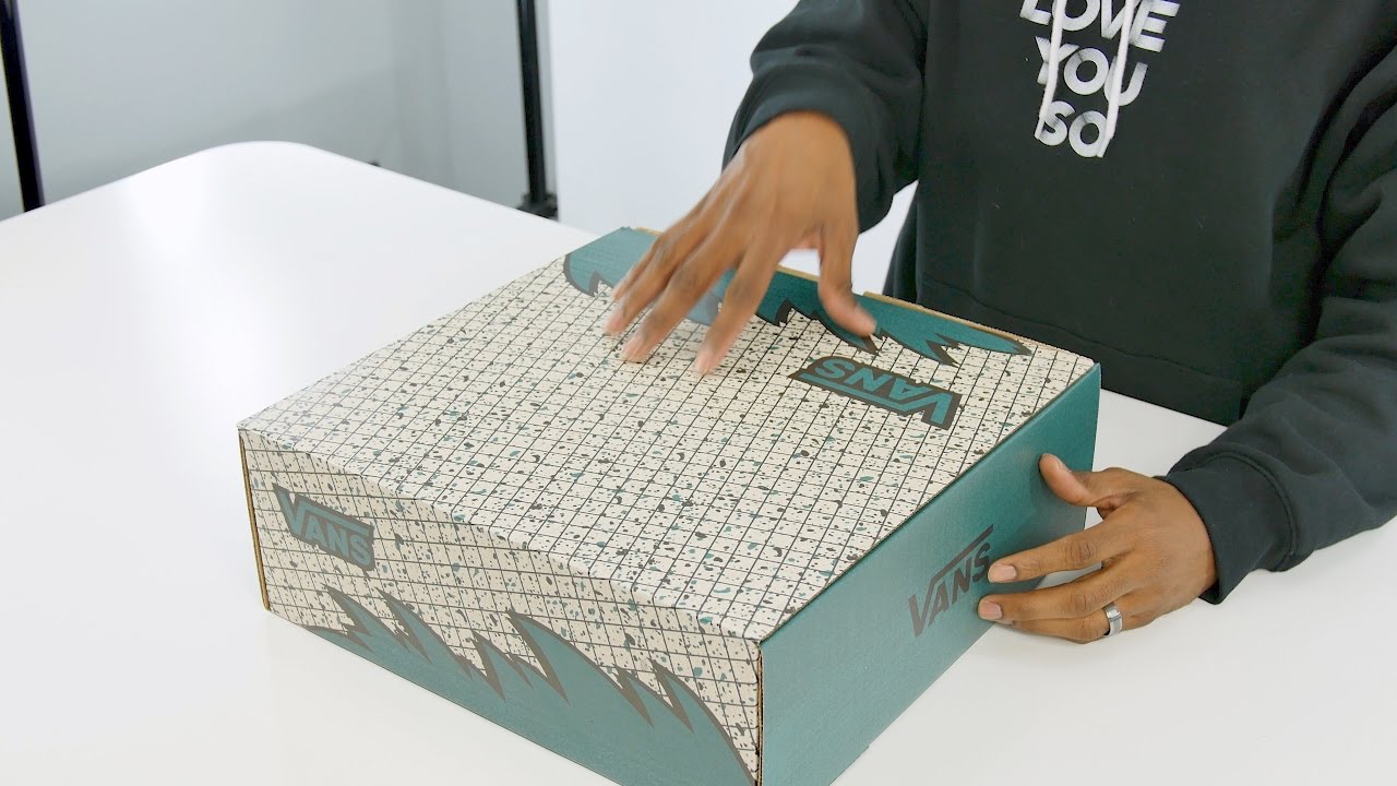 UNBOXING: Limited Sneaker Package From Vans