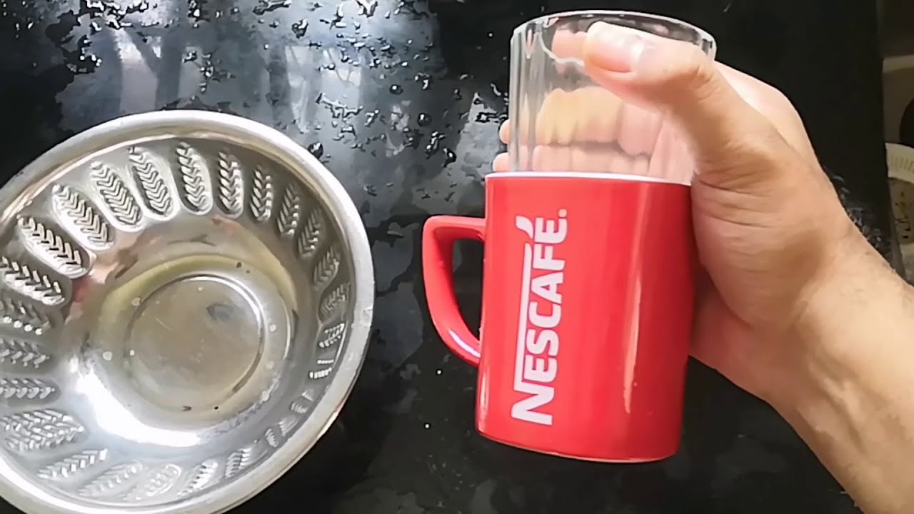HOW TO REMOVE A STUCK GLASS FROM A MUG OR ANOTHER GLASS - (हिन्दी)