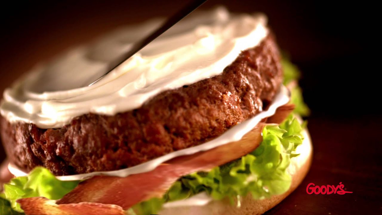 Νέο Goody's Extreme Philly burger με τρεις στρώσεις Philadelphia!