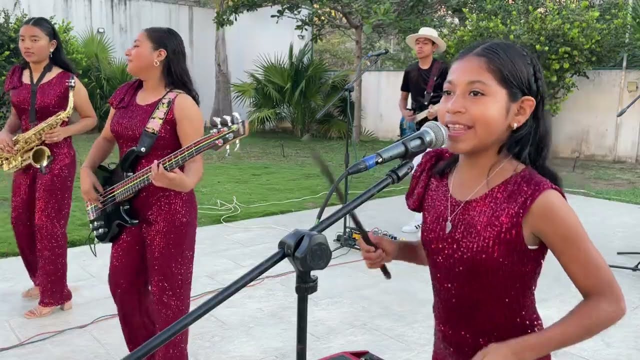 Los Yorkles | La Carcacha / Baila Esta Cumbia
