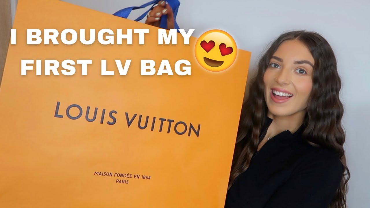 MY FIRST DESIGNER BAG! UNBOXING LOUIS VUITTON UTILITY CROSSBODY BAG 2021