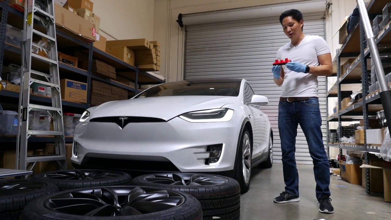 Tesla Model X DIY Wheel Change - Update from factory 20 inch to 22 inch Turbines