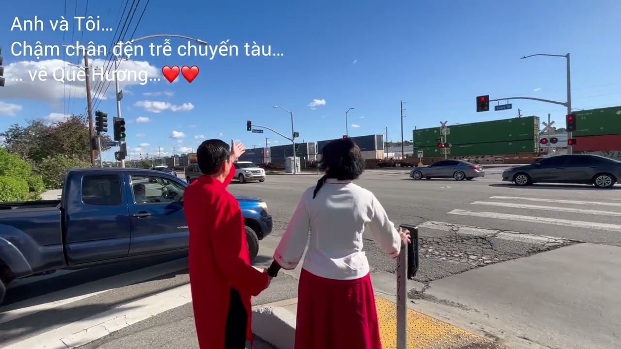 Chuyến tàu mồng hai Tết 