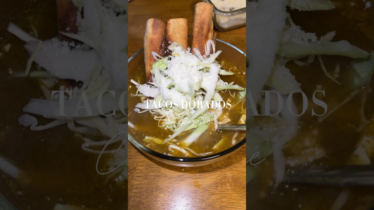 Tacos dorados con consom&eacute;  #dinner #mexicanfood #tacosdorados #consome