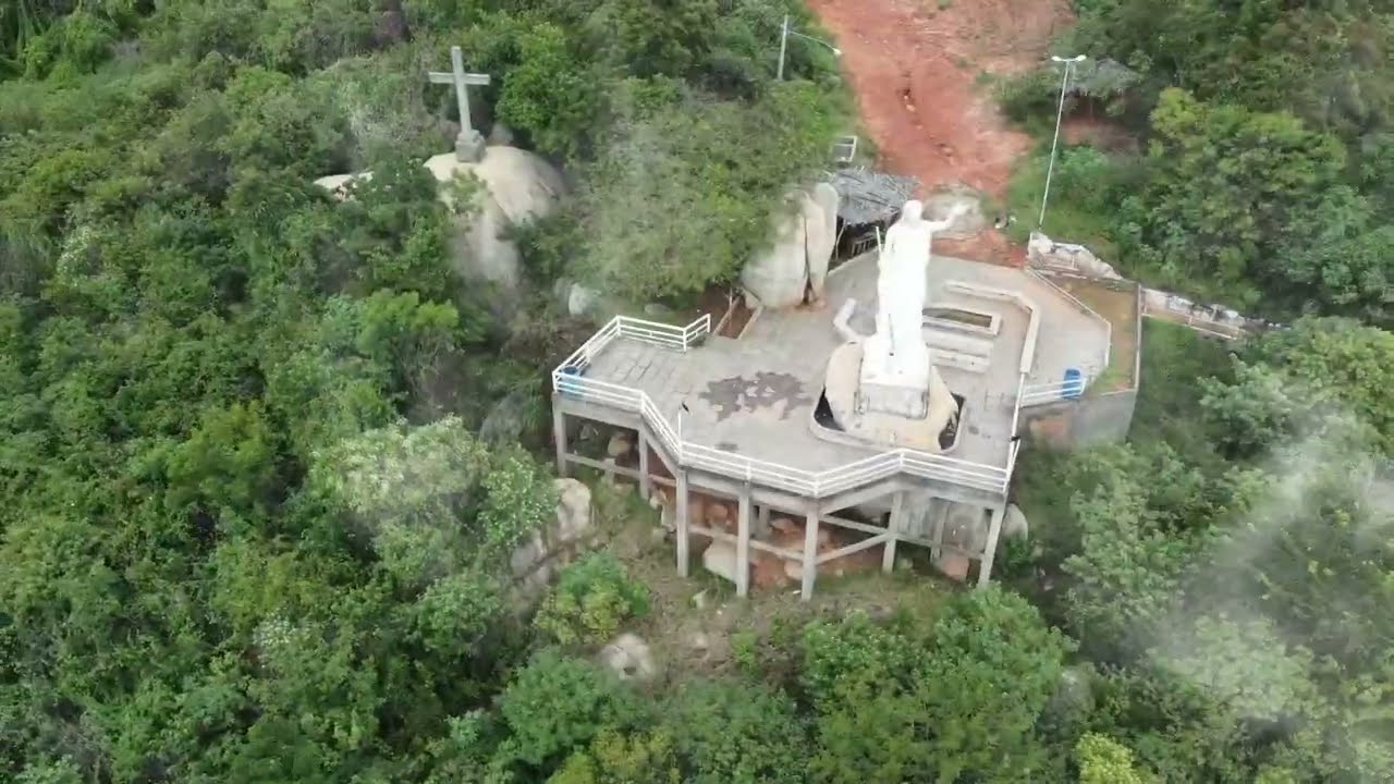 Sobrevoando a cidade SOLID&Atilde;O  no sert&atilde;o Pernabucano | DRONE DJI MINE 2 SE