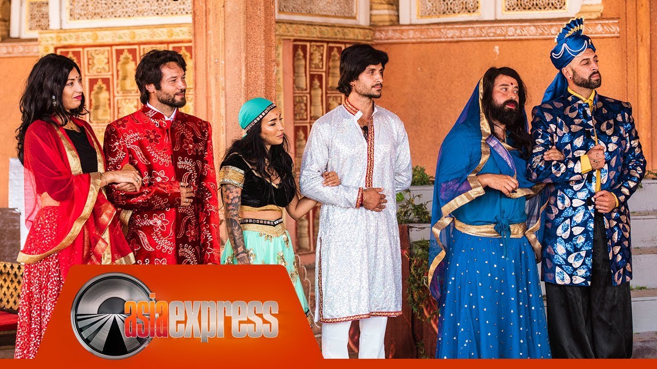 Finaliştii Asia Express, actori la Bollywood! Au pus în scenă o secvență din 