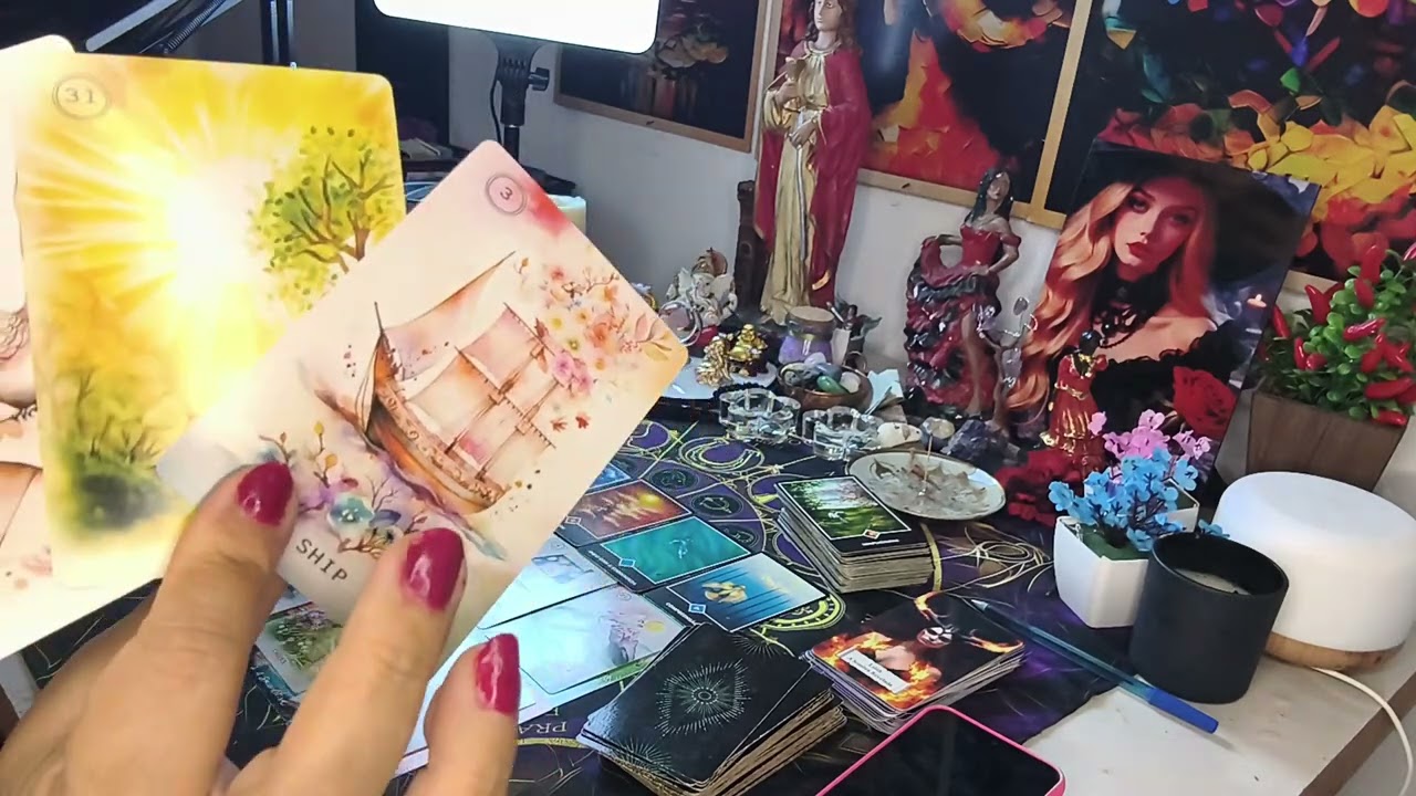 Signo de capricórnio ♑ O ser amado está voltando, quem tentou separar vcs vai ver vc sorrindo 😅😅