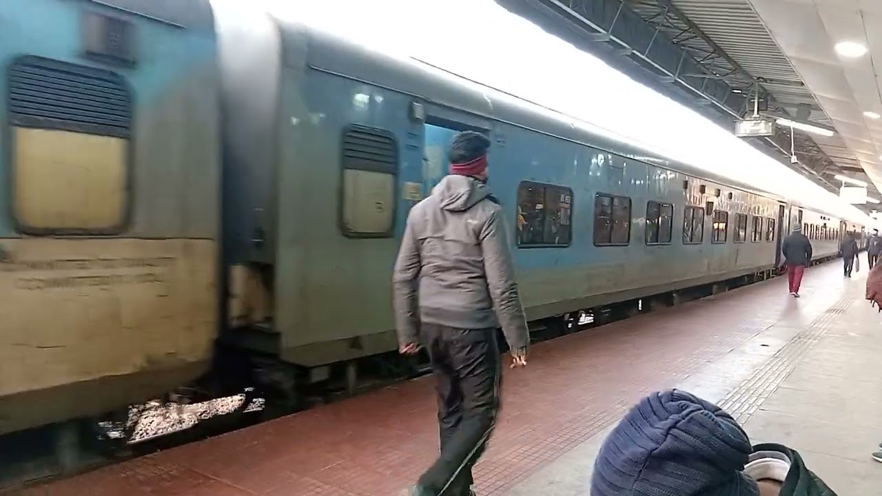Ranchi station 🚉 #murmu #ranchi #railway #ranchi_jharkhand #travelvlog #ranchirailwaystation 