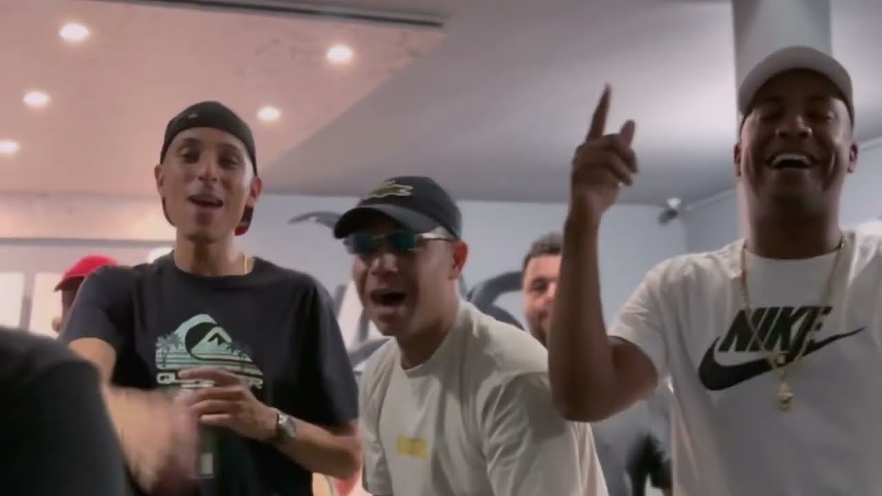 QUE MOVIMENTA - Talibã • Dudu sk • Th da serra • M.Boy ( Dj Ws da Igrejinha )