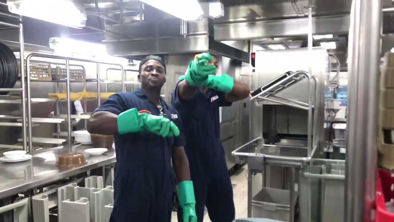 Think twice before you apply JOB as Galley Steward / Utility | CRUISE SHIP LIFE