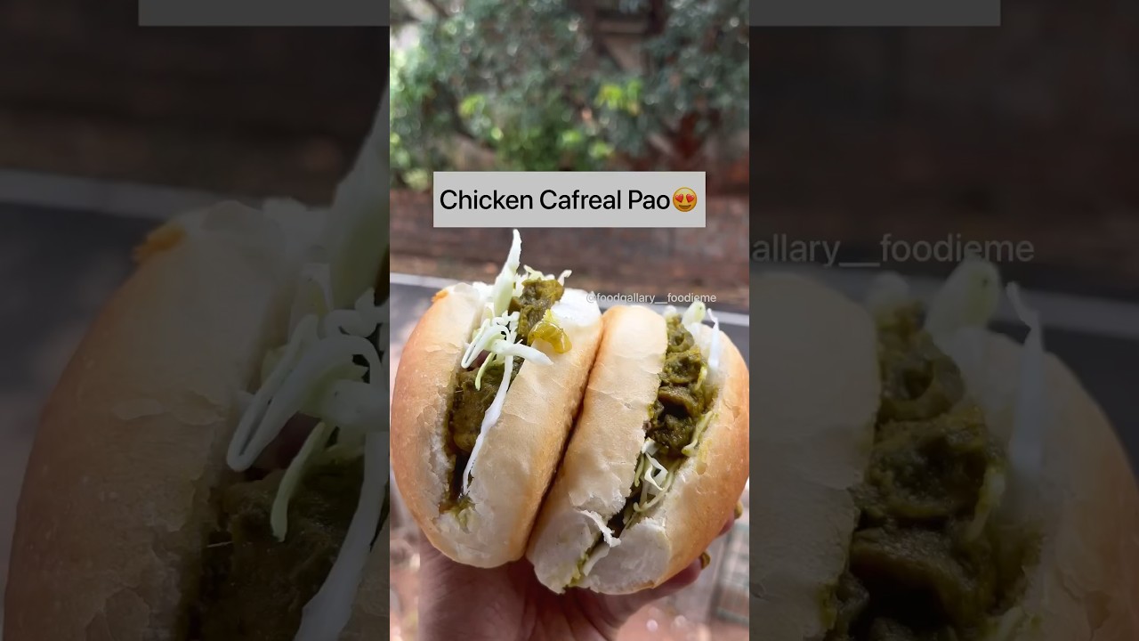 Famous Chicken Cafreal Pao😍 #shorts #goanrecipe #chickencafreal #goanstreetfood #shortsviral