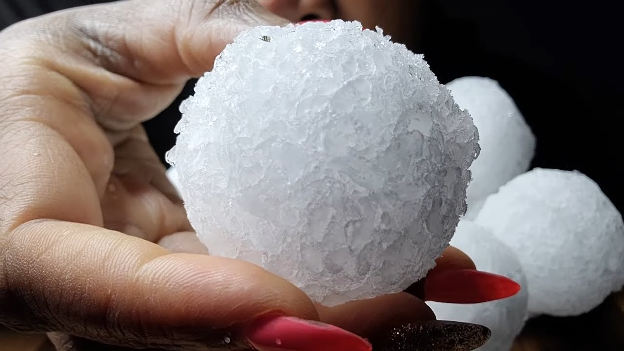 LARGE SHAVE SNOWBALLS | REFROZEN | #iceeating #asmr #asmrice