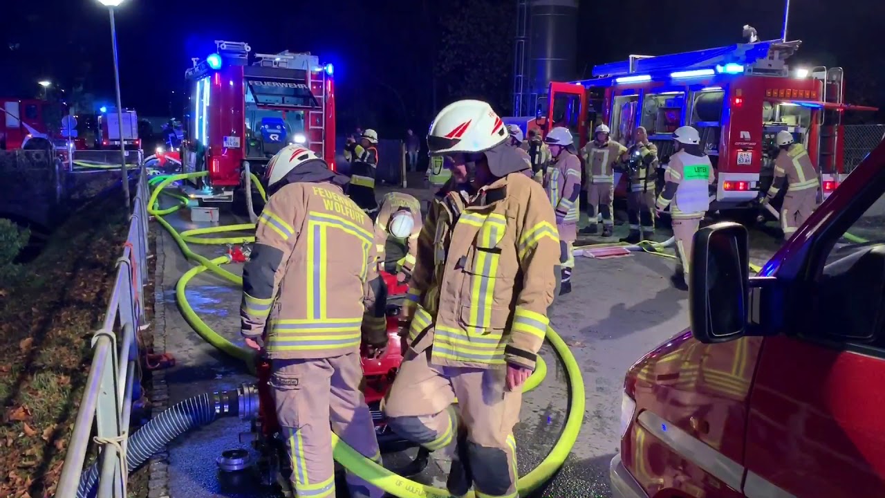 Großbrand bei Sägewerk in Kennelbach