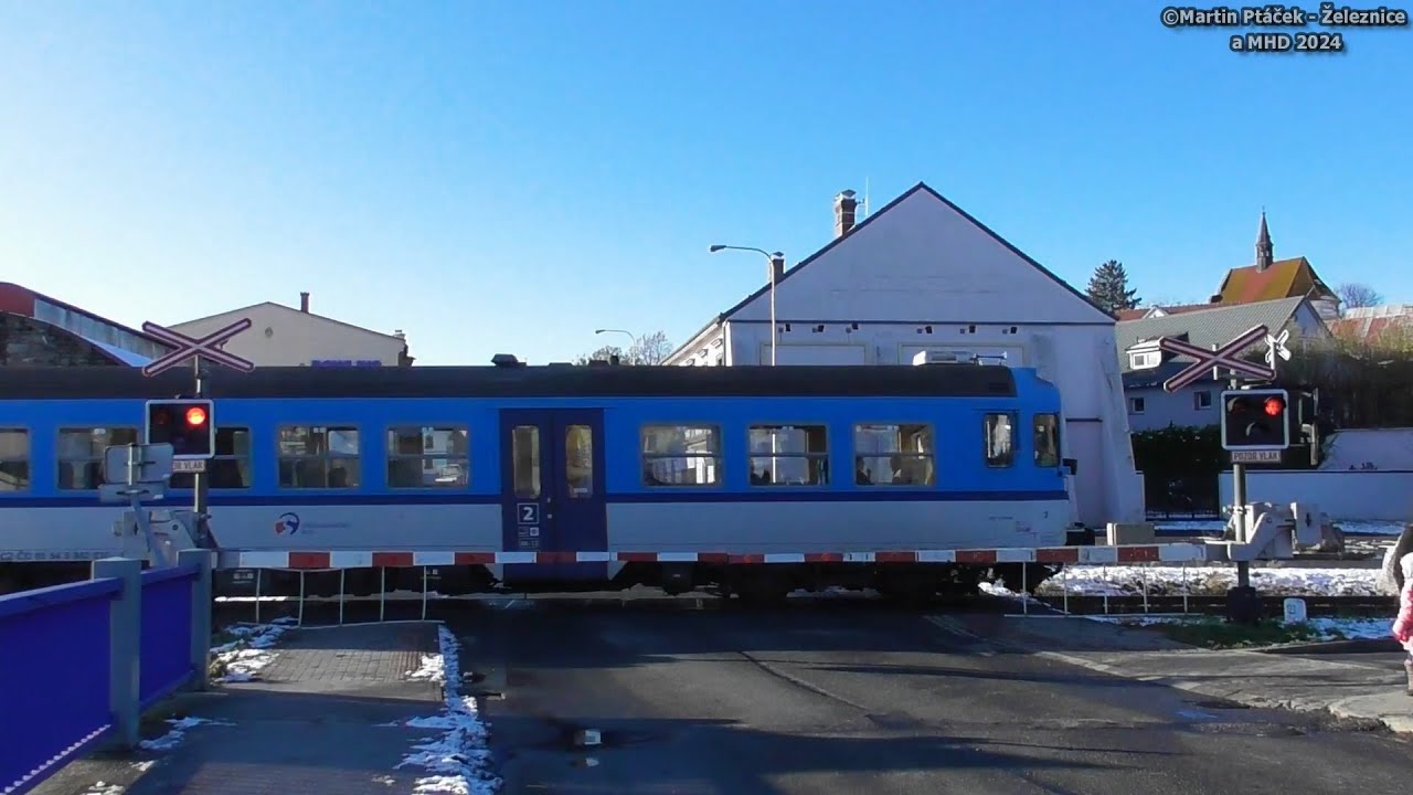 železniční přejezd Příbor - P7482 / 23.11.2024 / Czech railroad crossing