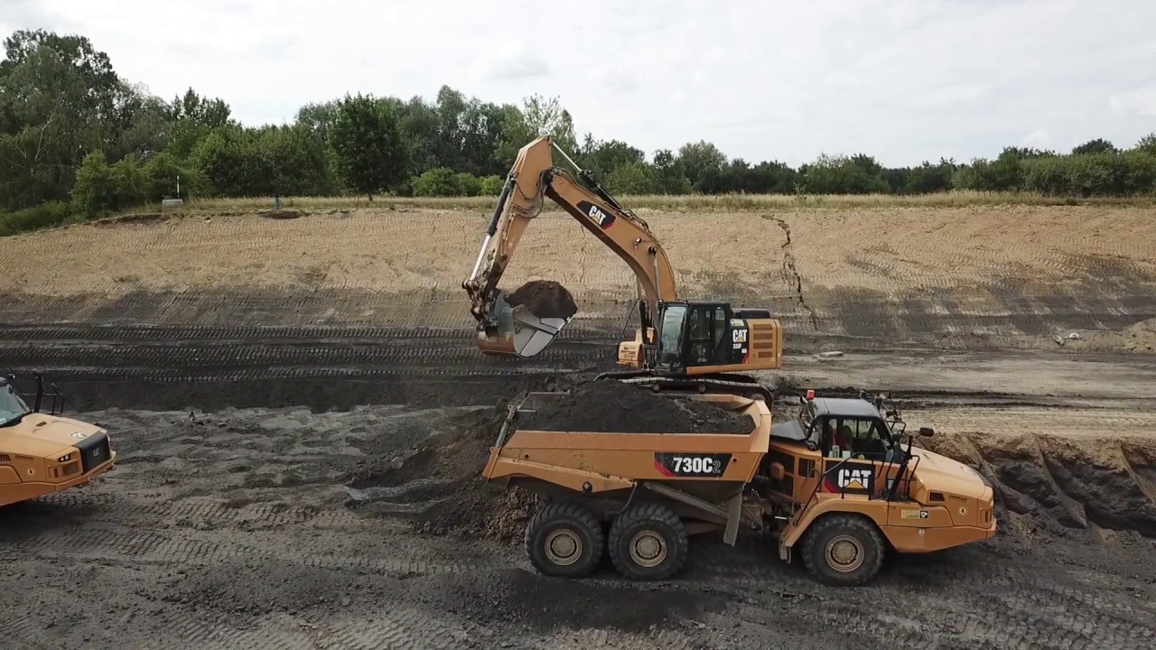 CAT 730C2, CAT 330F