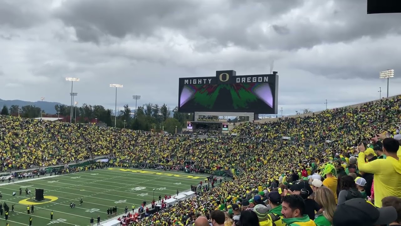Oregon Ducks vs Indiana Hoosiers – October 11, 2025 | Fan Experience + College GameDay Eugene