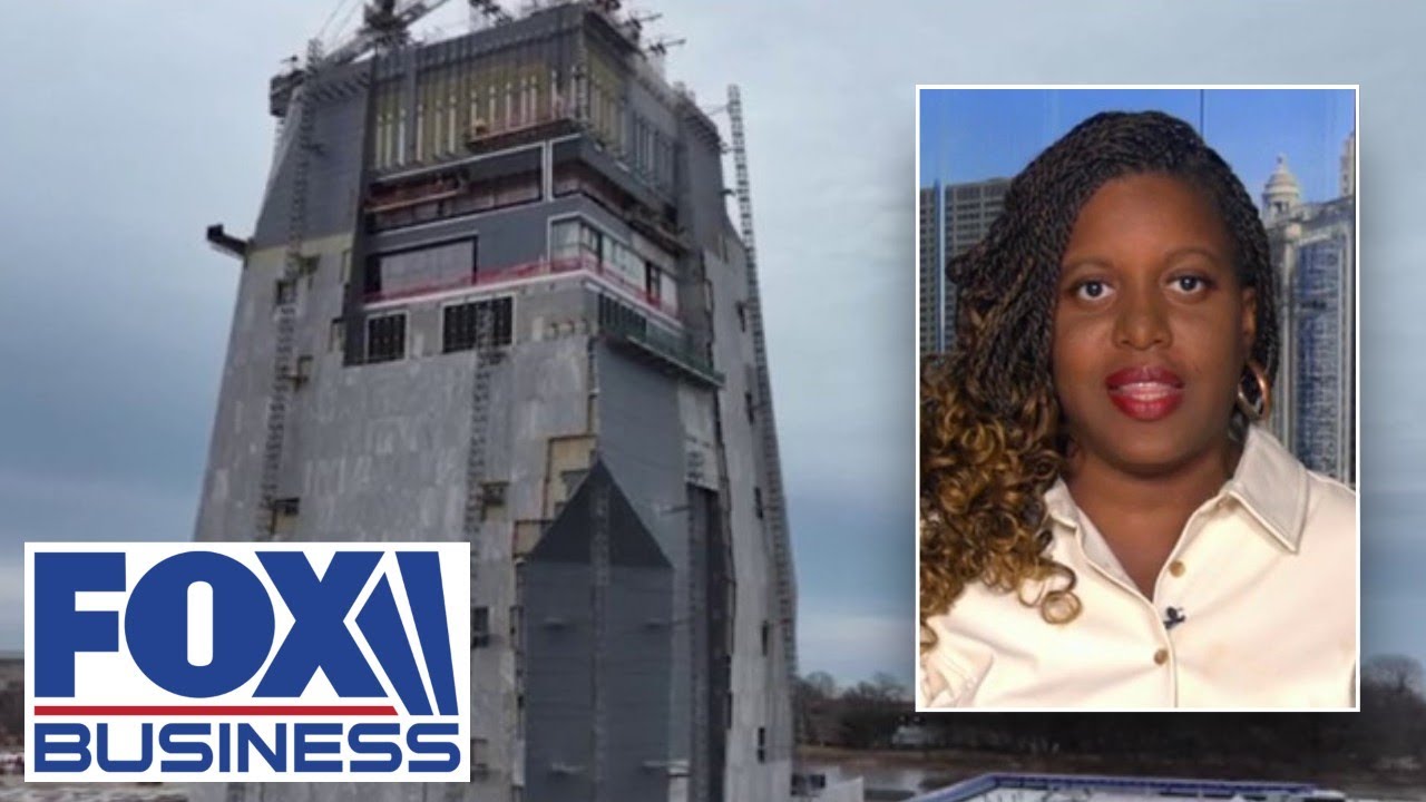 EYESORE: Chicago resident slams Obama’s useless ‘BIG ROCK’