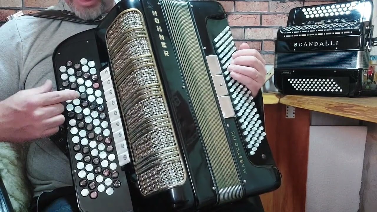 Acordeon Cromático B-Griff, explicado de forma bem resumida e dentro do meu entendimento.