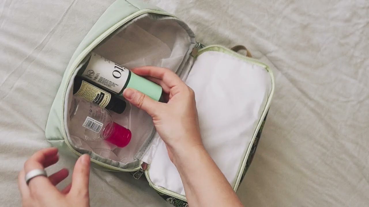 El estuche de viaje de siempre, ahora en 3 diseños nuevos 🌿✈️