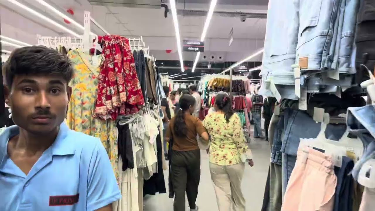 New mall in Kurukshetra offers | V2 mall Kurukshetra vlog | men wome clothes from 150 #trending