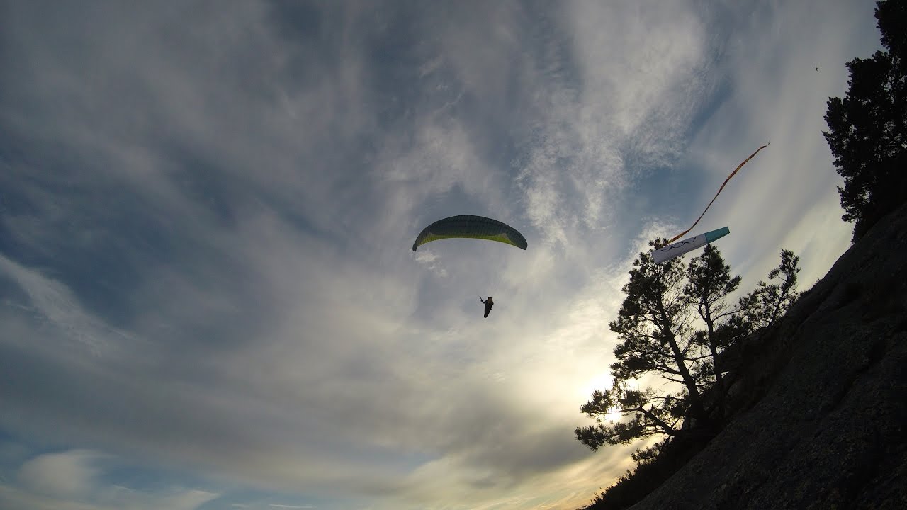 West-wind at Odder&oslash;ya. Soaring at the coast of Kristiansand in south Norway.