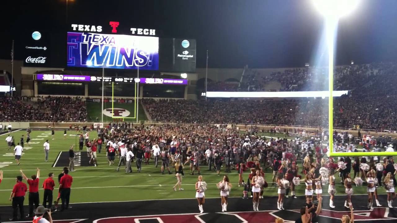 TTU vs TCU - ending of football game plus The Matador Song and Fight Song