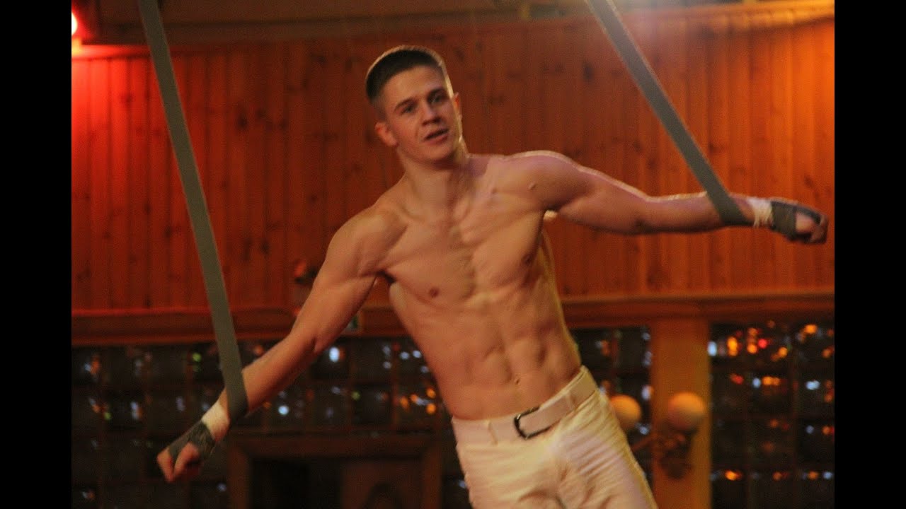 Sergej Mogish - Air Straps Performance (in HD)