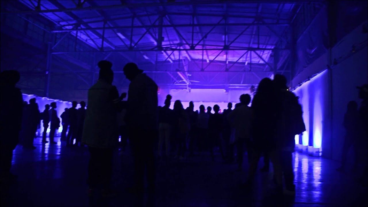 FEELS 3 // Wine & Bowties