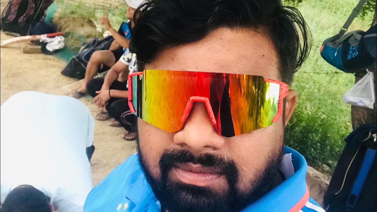 Sports Sunglasses by NuVew  Rs 440