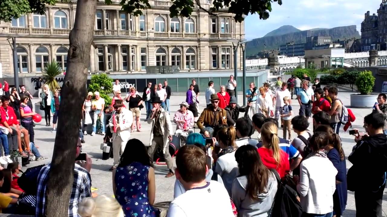 The Les Cloechards @ Edinburgh Festival Fringe