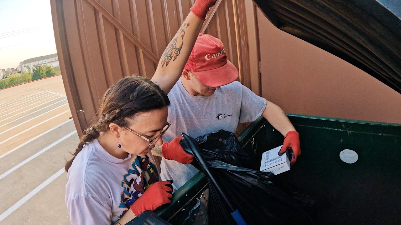 Dumpster Diving at Stores to Save Money & Reduce Waste
