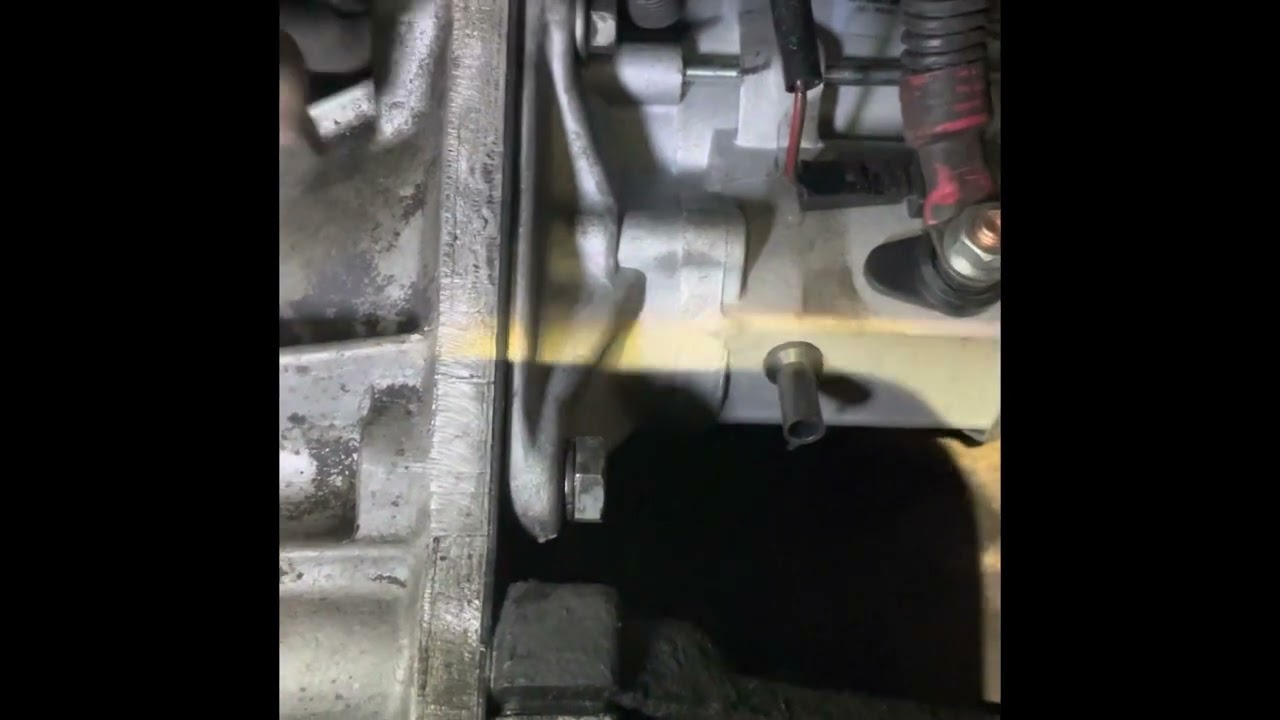 Step by step guide to replacing a starter motor on a Land rover Discovery 2