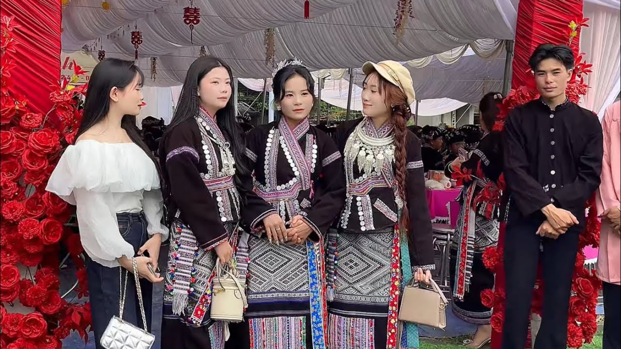 TOÀN CẢNH LỄ VU QUY THỊ NANG & VĂN SƠN TẠI BẢN NÀ TĂM 